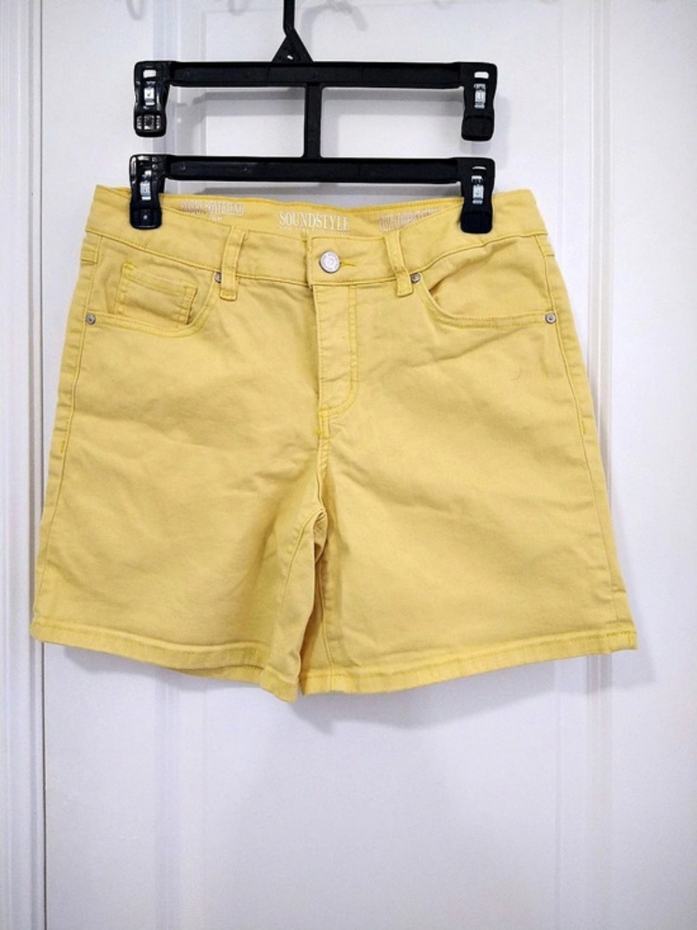 SoundStyle Yellow Jean Shorts Size 8